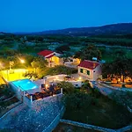 House Fani Hébergement de vacances *