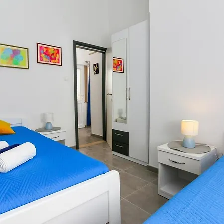 Holiday home Fani - Autentic