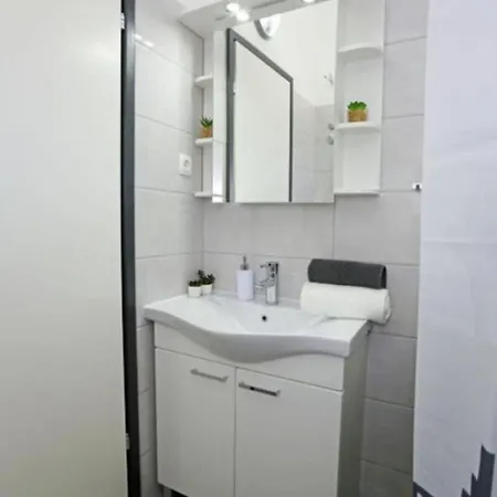 Fani - Autentic Holiday home Postira